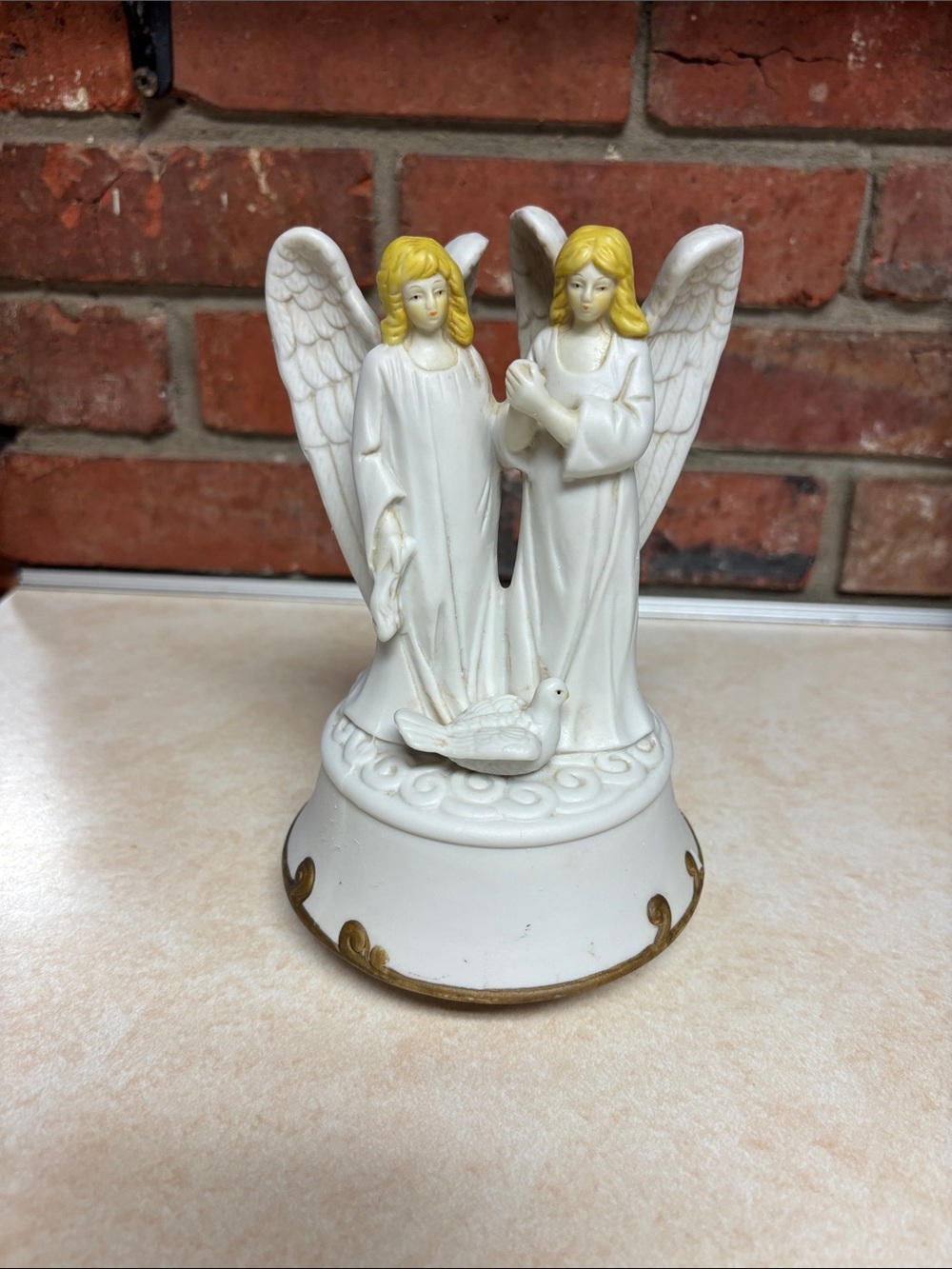 Vintage Christmas Angels And Dove Sitting At Their Feet .... "Oh Holy Night"